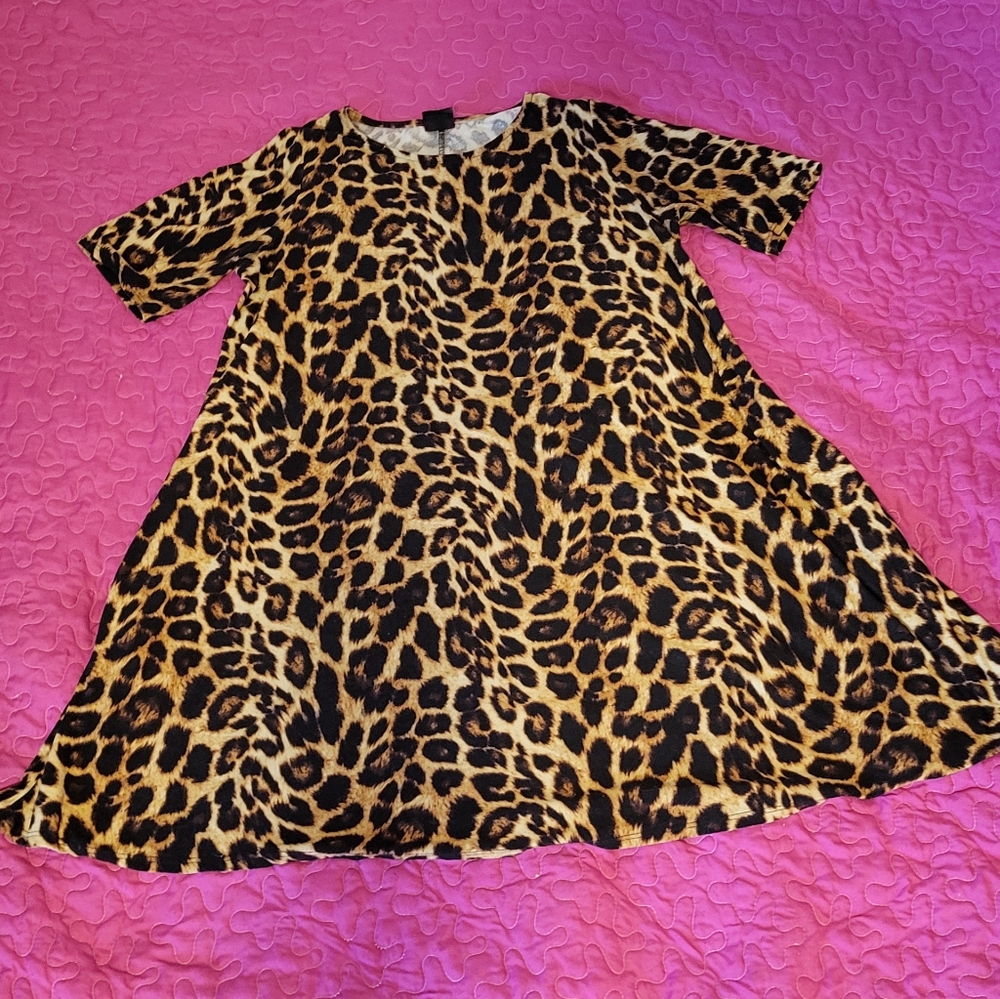 Agnes and Dora - cheetah print skater/swing dress